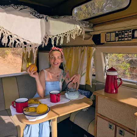 Rent A Blue Classics's Campervan Vw T3 Amarela - Algarve - Faro - Portugal Portimao